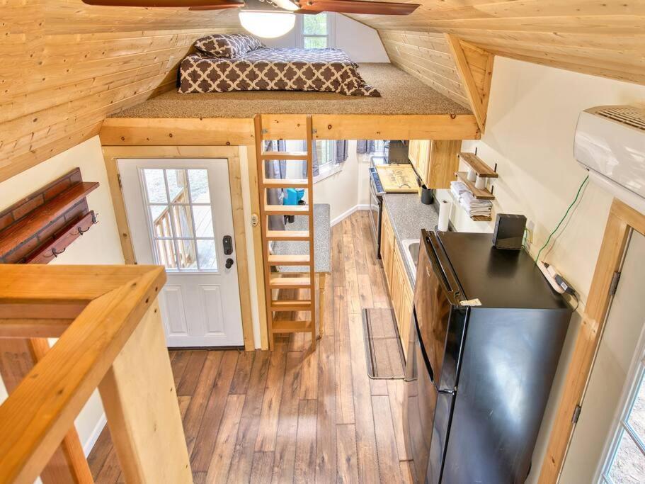 Ferienhaus Casey Paradise Tiny Mountain Retreat *